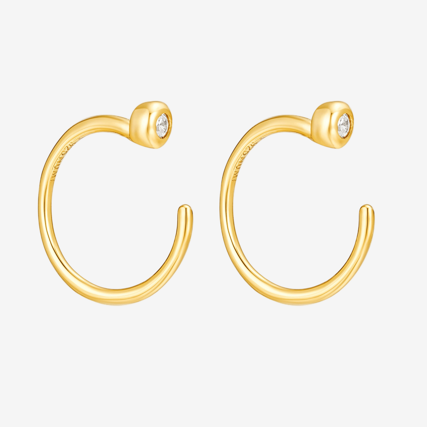 Bezel Mini Huggie - Oro 18K