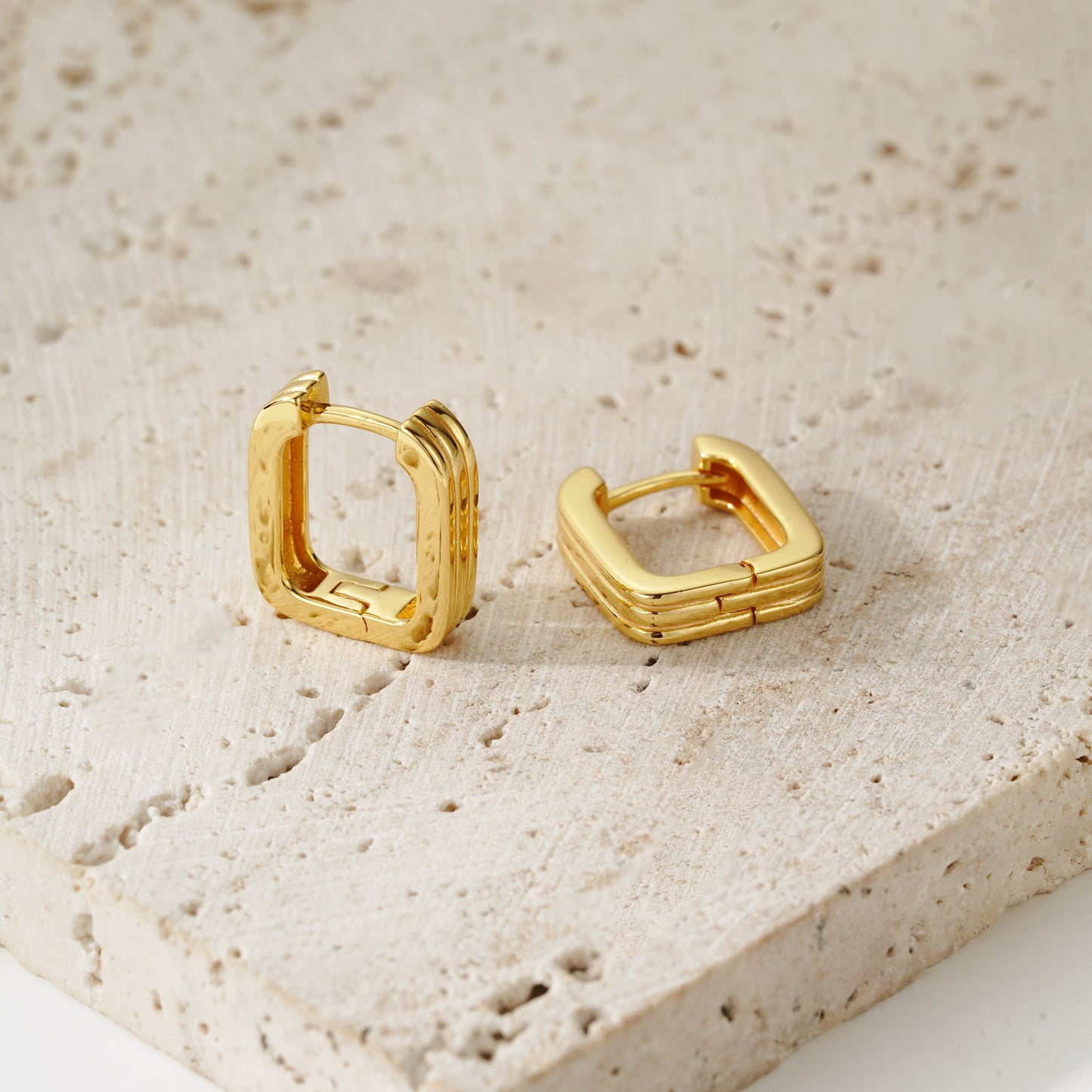 Cube Hoop - Oro 18K