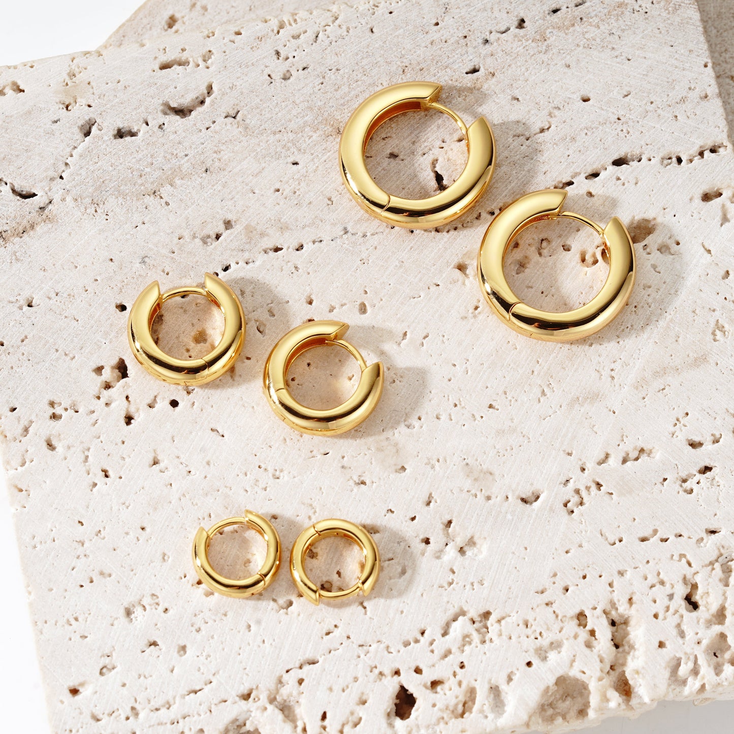 Tube Hoop Large - Oro 18K