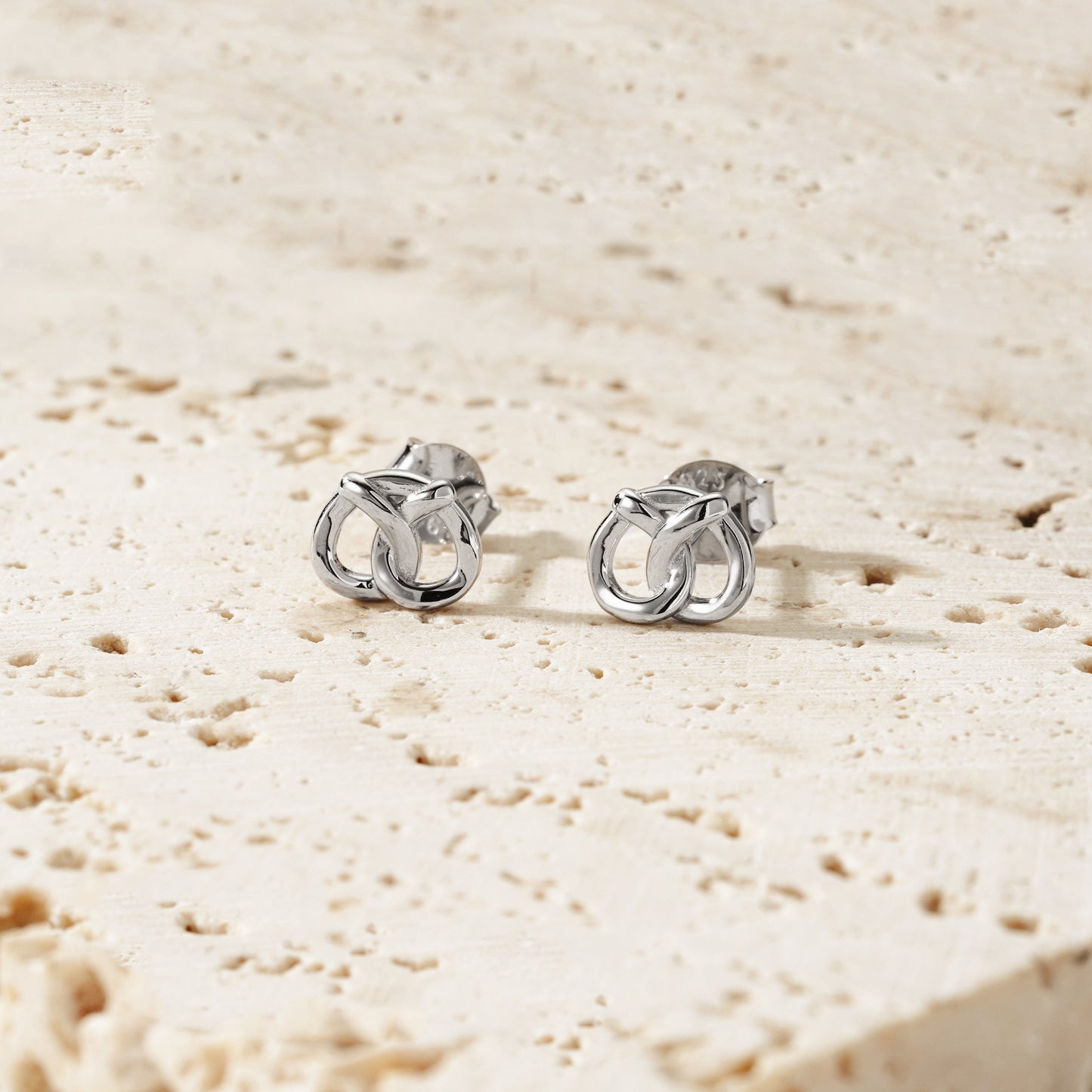Bretzel Stud - Argento