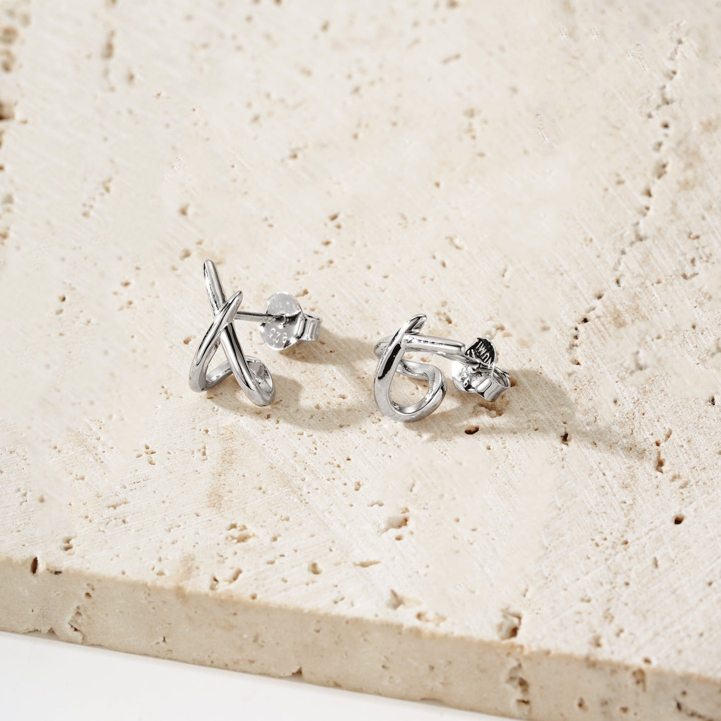 Cross Stud - Argento