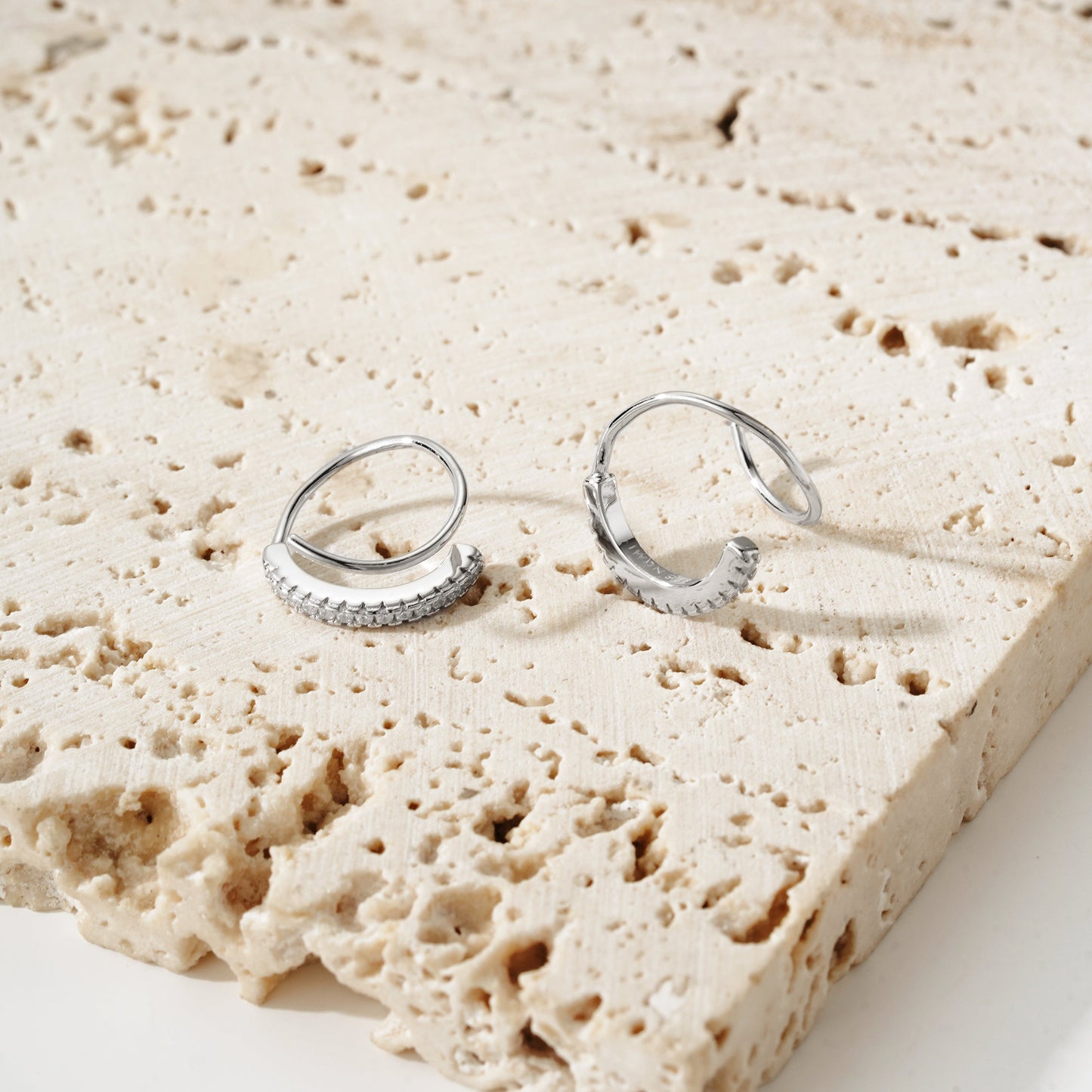 Wrap Huggie - Oro 18K