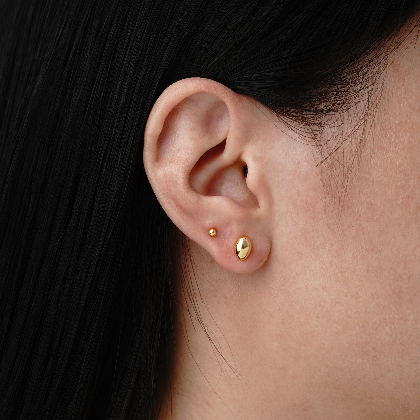 Oval Stud - Argento