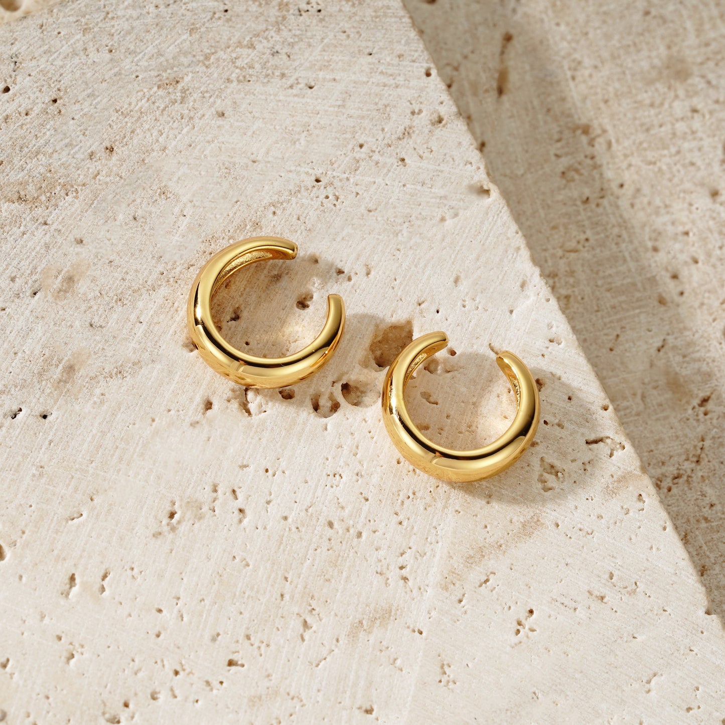 Chunky Earcuff - Oro 18K